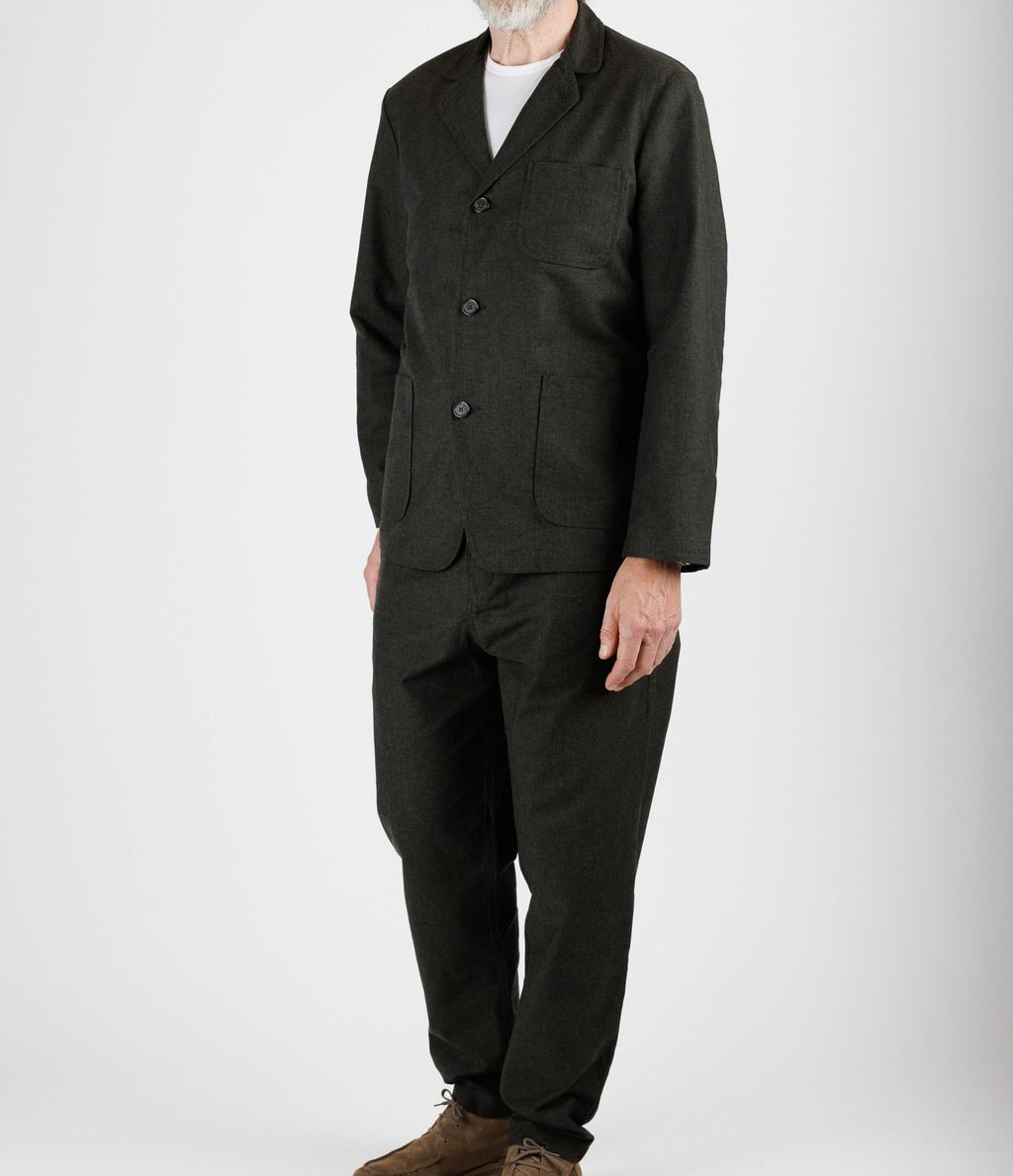 Universal Works: Military Chino, Luca Anzug